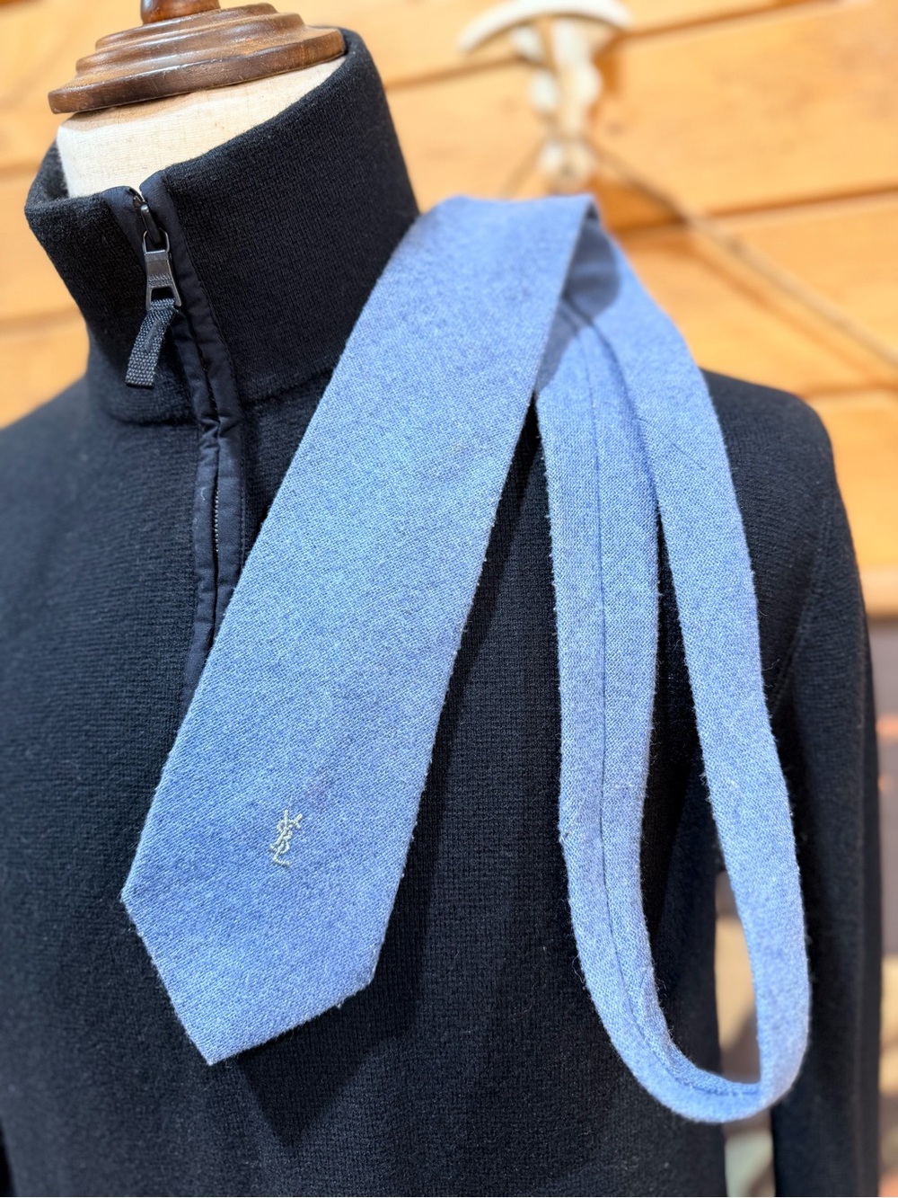 Vintage Yves Saint Laurent YSL Heather Mist Wool Blend Blue Necktie - Picture 1 of 8